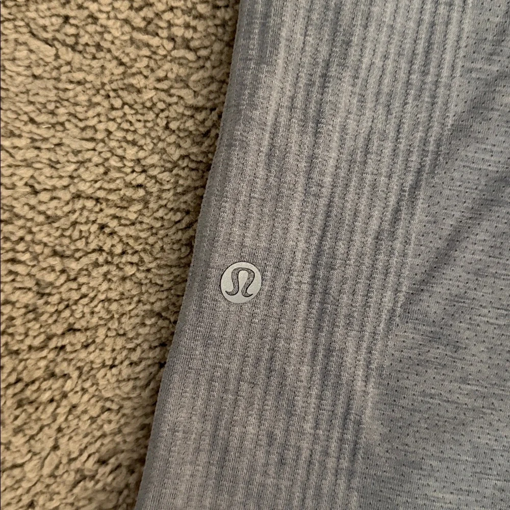 lululemon athletica tag removed